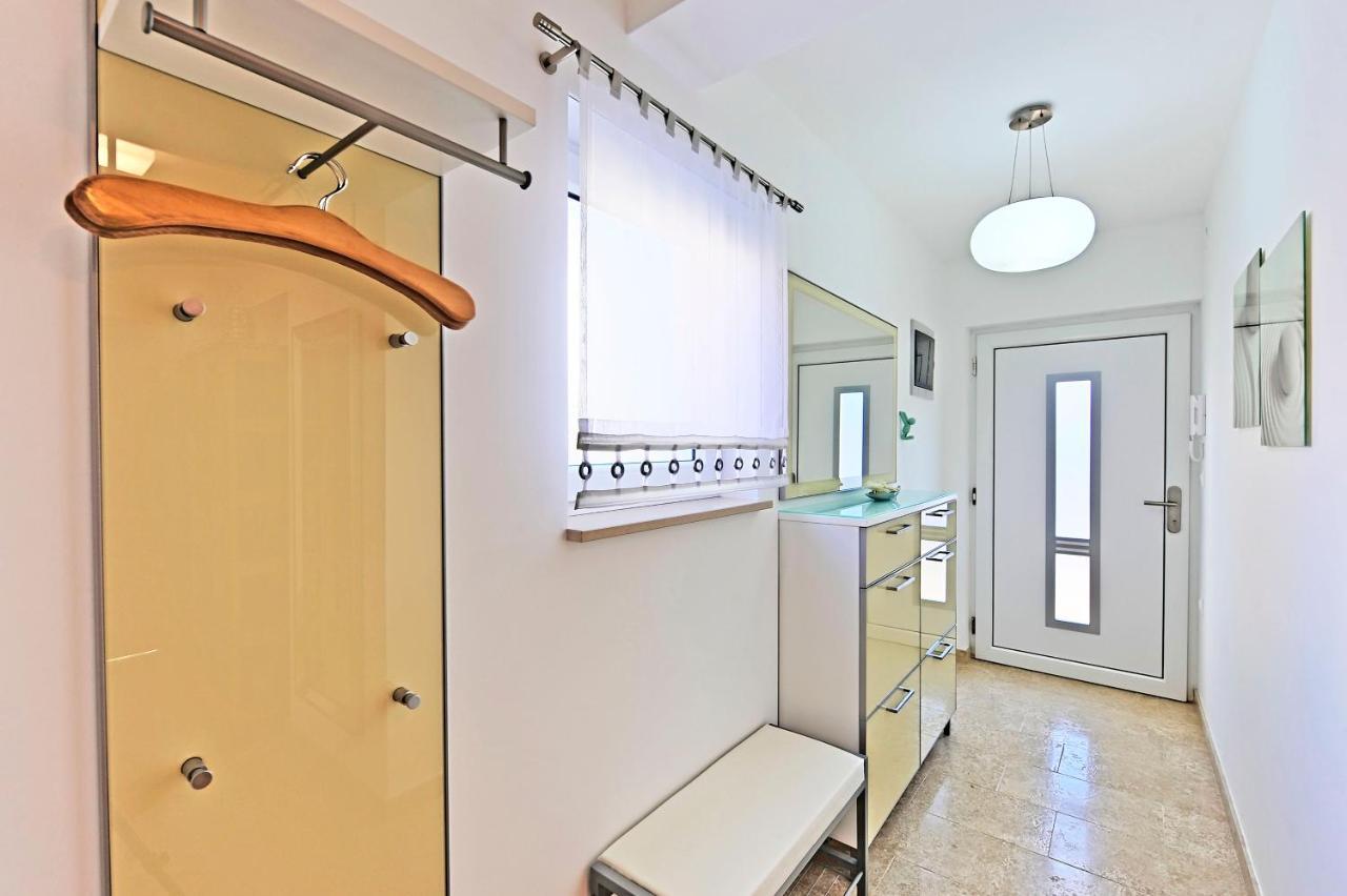 Casa Tara Three-Bedroom Holiday Home Pula Zewnętrze zdjęcie