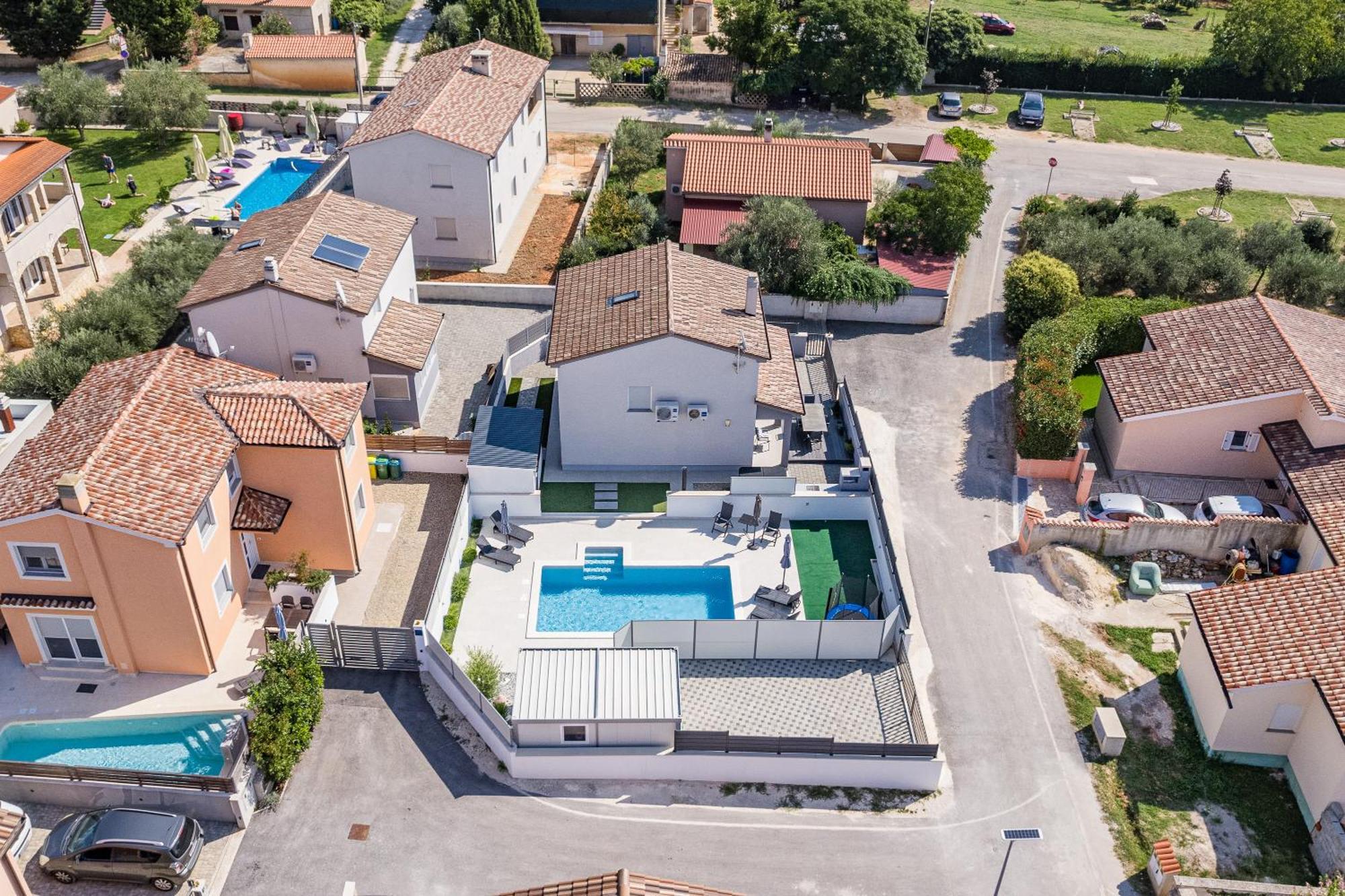 Casa Tara Three-Bedroom Holiday Home Pula Zewnętrze zdjęcie