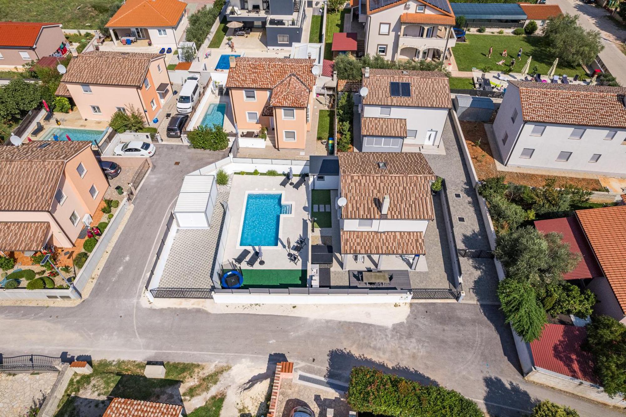 Casa Tara Three-Bedroom Holiday Home Pula Zewnętrze zdjęcie